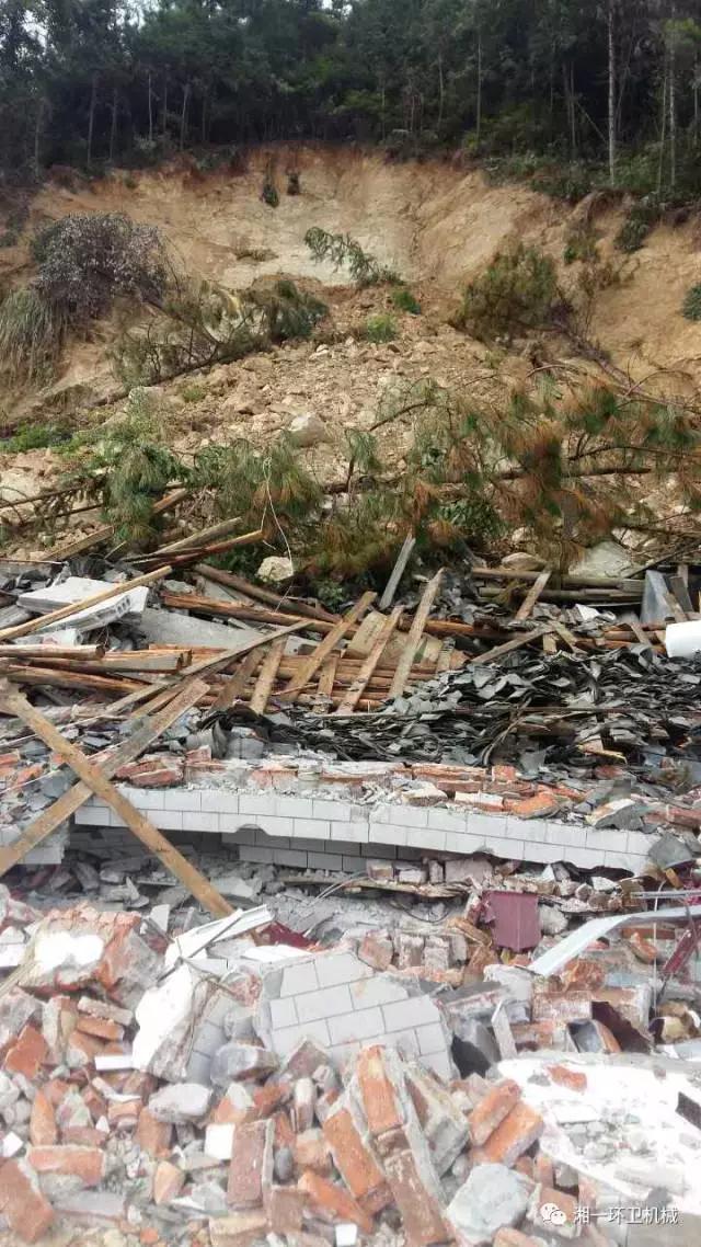 長(zhǎng)沙湘一機(jī)械有限公司,長(zhǎng)沙環(huán)衛(wèi)設(shè)備制造,長(zhǎng)沙環(huán)衛(wèi)設(shè)備銷(xiāo)售,保潔項(xiàng)目